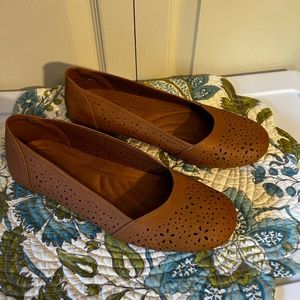 Easy Street Comfort Wave 8WW